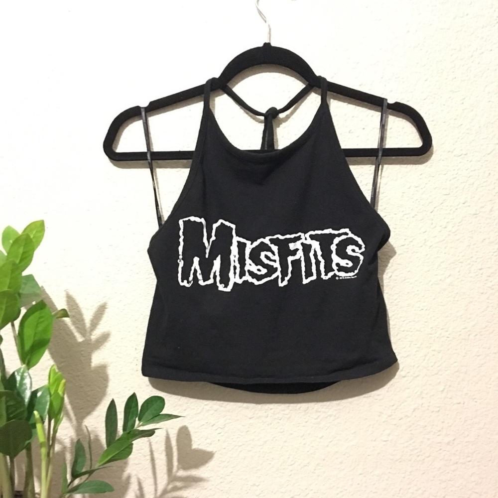 Forever 21 licensed Misfits Cropped Top Size M